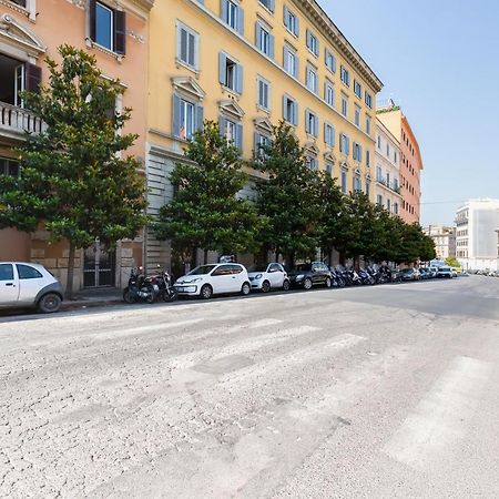 Lovely And Modern Flat Near The Colosseum Rome Exterior photo